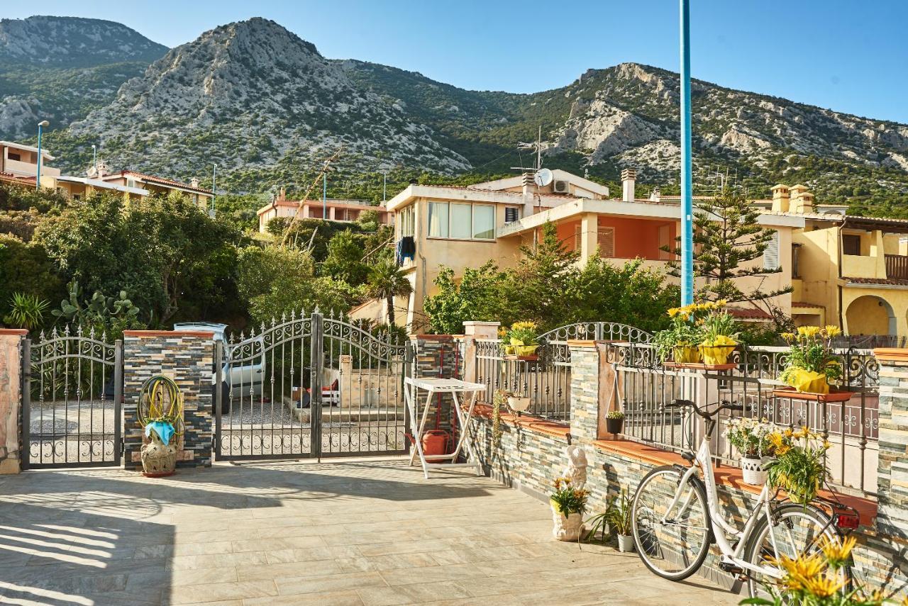 Villetta Vista Mare Cala Gonone Εξωτερικό φωτογραφία